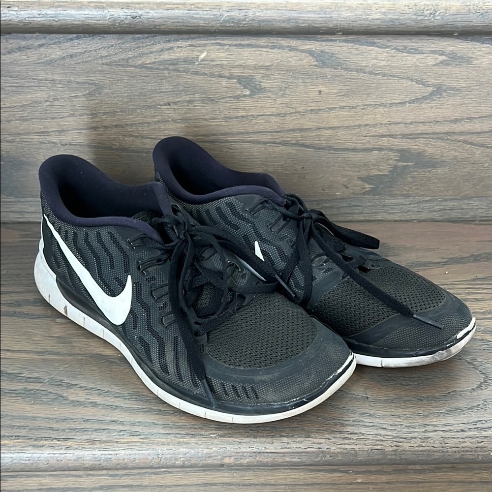 Nike Black and White Sleek Sneakers